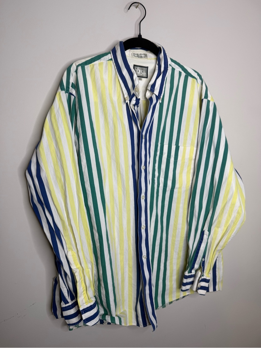 a vintage Windsor Shirt Company long-sleeve button-down shirt